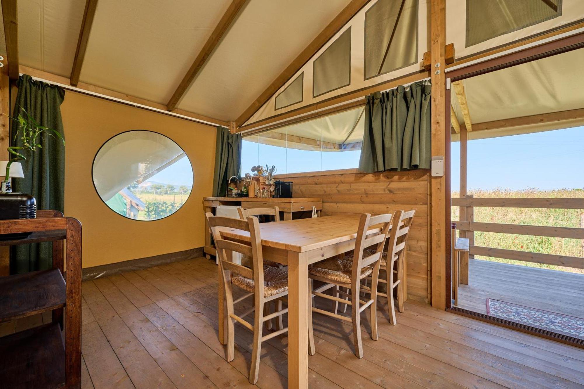 Suite Glamping Vicino Al Mare Piombino Bagian luar foto