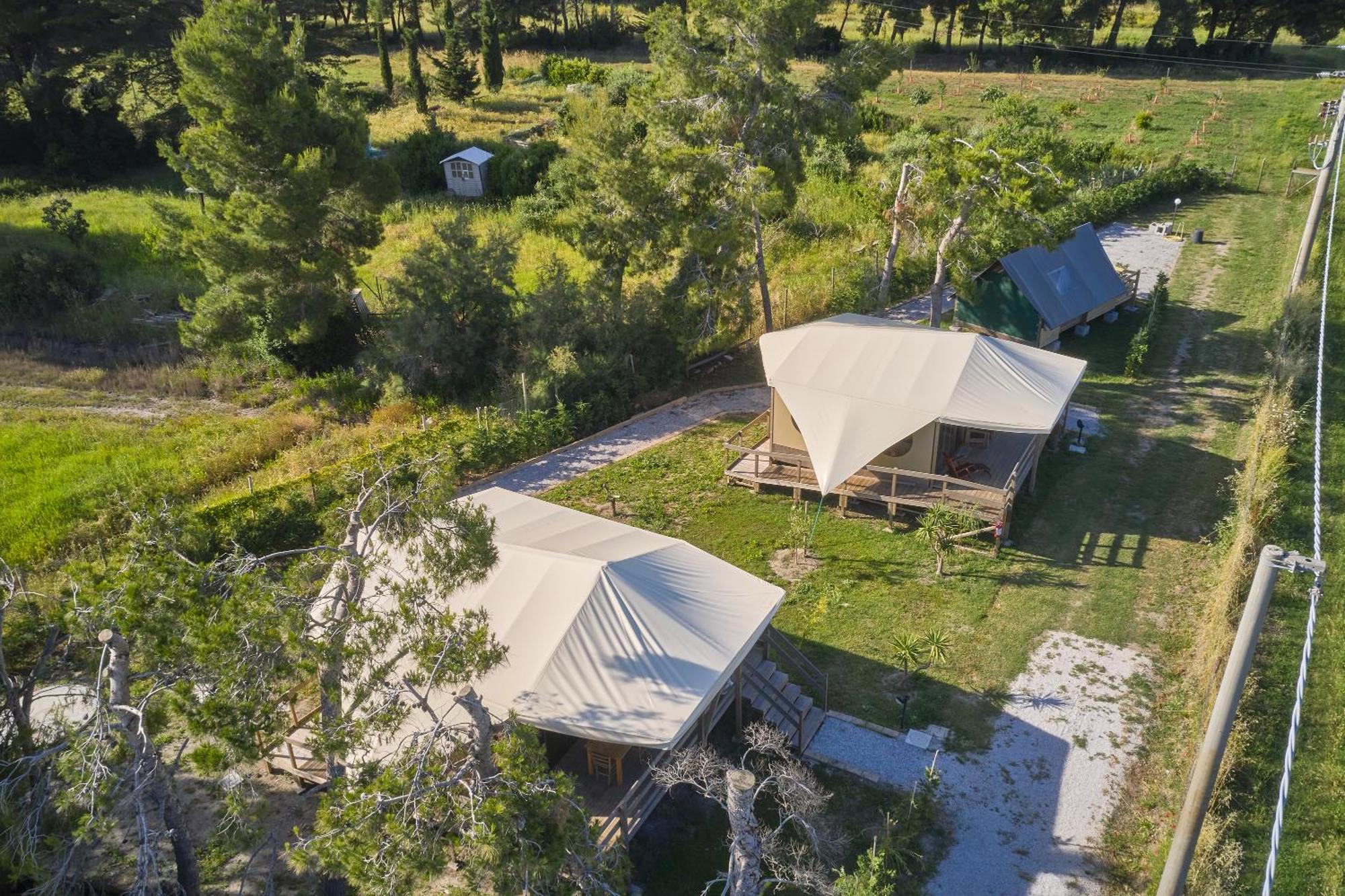 Suite Glamping Vicino Al Mare Piombino Bagian luar foto